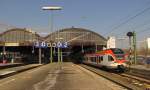 VIAS 404 als VIA 25088 (SE 10) nach Rdesheim (Rhein), bei der Ausfahrt in Wiesbaden Hbf; 29.03.2011