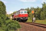 232 333 und 155 222 (WFL) sind am 02.07.20 in der Ausfahrt Pößneck oberer Bahnhof Richtung Saalfeld zusehen.