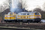 Wiebe 216 032-3 mit 211 015-3 in Nienburg(Weser) 18.12.2018