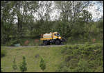 Am 11.5.2020 fuhr dieser Zweiwege Unimog rückwärts über die Hüttenbahn von Hasbergen nach Georgsmarienhütte.