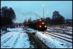 Am Morgen des 20.01.2016 rangierte Lok 2 der Georgs Marien Hütten Eisenbahn zur blauen Stunde im Rangierbahnhof des Hüttenwerkes in Georgsmarienhütte.