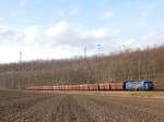 Ebenfalls schon in neuer Lackierung zog RWE Lok 541 einen Kohlezug durch Allrath.

Allrath 06.02.2016