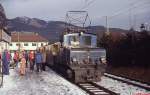 Tallok 3 der Zugspitzbahn im Dezember 1978 in Garmisch Zugspitzbahnhof. Zur Betriebseröffnung lieferte AEG insgesamt 4 Tallokomotiven, von denen heute noch die Nummern 1 und 4 einsatzfähig sind.