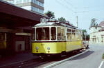 TW 105 (MF Esslingen Baureihe Z) der Stuttgarter Zahnradbahn vor dem alten Zahnradbahnhof Degerloch. Der TW vertrat an diesem Tag (1983) einen nicht fahrfähigen neuen Zahnradwagen der Baureihe ZT 4.1