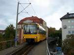 Zacke-Triebwagen 1003 der SSB fhrt in die Haltestelle Marienplatz ein.