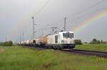 Nachdem am 16.05.21 ein starker Regenschauer über Gräfenhainichen gezogen war führte 248 004 einen Kesselwagenzug Richtung Bitterfeld. Der DualMode-Vectron war für die Infra Leuna unterwegs.