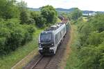 159 21? der Starkenberger Baustoffwerke GmbH (SBW) am 10.6.2022 mit einem leeren Sandzug auf dem Weg von Saalfeld/Saale nach Kayna.