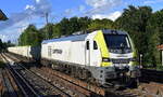 ITL - Eisenbahngesellschaft mbH, Dresden [D] mit ihrer  159 101-5  [NVR-Nummer: 90 80 2159 101-5 D-ITL] und einem Ganzzug firmeneigener Hochbordwagen am 19.06.24 Berlin-Buch.