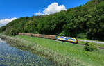 159 231 mit einem Holzzug am 13.05.2024 bei Seebach.