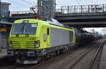 LEG - Leipziger Eisenbahnverkehrsgesellschaft mbH, Leipzig [D] mit der neuen Alpha Trains Vectron Dual Lok  248 055  [NVR-Nummer: 90 80 2248 055-6 D-ATLU] und einem Kesselwagenzug (leer) Richtung PCK