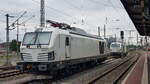 Northrail Vectron Dual Mode 248 075 (90 80 2248 075-4 D-NRAIL) und 248 076 (90 80 2248 076-2 D-NRAIL) pausieren in Dresdenn Hbf.