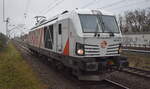 HRS - Hamburger Rail Service GmbH & Co. KG, Ahrensburg [D] mit der Vectron Dual Lok  248 081 , Name:  Mikail  [NVR-Nummer: 90 80 2248 081-2 D-NRAIL] am 05.02.25 Durchfahrt Bahnhof Berlin Hohenschönhausen.