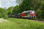 Hier zusehen ist 249 001 mit Altrot vorraus am 23.5.24 mit dem ersten, mit Baureihe 249 bespannten Militärzug, welcher in Pockau-Lengefeld verladen wurde, zwischen Falkenau und Flöha auf dem Weg nach Chemnitz und ab da mit einer anderen E-Lok weiter Richtung Riesa.