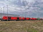 Zusammen mit 249 004 und 005 wartet 249 001 am 12.03.2004 im Rbf. Halle auf ihre endgültige Abnahme-