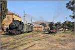 Eritrean Railway Mallet 440.008 und shunter 202.008 vor dem Bahnhofsgebäude Asmara. (19.01.2019)