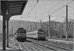 Während der RENFE ETB 7 447 065-4 und ein weiterer Triebzug am Vormittag als Regionalzug in Richtung Barcelona den Bahnhof von La Tour-de-Carole-Enveitg verlassen, wartet die SNCF BB 7293 mit ihrem Nachtzug nach Paris noch ein paar Stunden auf die abendliche Abfahrt.

19. April 2024    