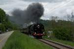 141.R.1244 bezwingt am 11.05.2013 die steilen Rampen hinauf zum Hauenstein-Scheiteltunnel.