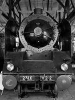 Die 1917 gebaute französische Dampflokomotive 231 K 22  La France  wurde 1969 ausgemustert und ist aktuell im Rundhaus Europa des Bahnparks Augsburg ausgestellt. (Juni 2019)