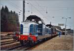 Lokwechsel beim Schnellzug 5753 Paris - Morez in Andelot:  Die beiden SNCF Diesellok BB 66 497 und 594 haben den Schnellzug 5753 von Paris nach Morez übernommen und werden in Kürze Richtung