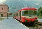 Der Dieseltriebzug X4521 aus Nice ist in Breil sur Roya eingetroffen. 
Analoges Bild vom Sommer 1985.
