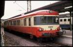 Am 4.11.1992 waren im Grenzverkehr zwischen Frankreich und Deutschland noch SNCF Altbau Triebwagen im Einsatz. Um 9.45 Uhr traf ich hier im HBF Trier auf den X 4424. Heute verkehren diese Fahrzeuge inzwischen aber noch immer planmäßig in Rumänien!