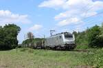 Akiem 37001 mit einem Güterzug in Ratingen Lintorf, 18.