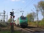 SNCF  Fretchen  437010 mit Containern --> KOPL 

13.04.2008 Dsseldorf,Km 28,190