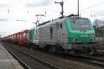 FRETchen 437003 wartete am 27.2.10 in Dsseldorf-Rath ber eine halbe Stunde lang auf Weiterfahrt