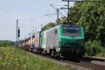 437 022 mit Containerzug in Bonn Oberkassel am 26.06.2010