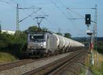 437030 zieht am 16.Juli 2013 einen Kesselzug durch Gundelsdorf Richtung Saalfeld.