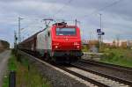 Die CB Rail Prima E37 520 ist hier mit ihrem Gterzug am Sonntagnachmittag bei Allerheiligen gen Sden unterwegs. 10.11.2013