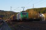 437 012 SNCF / FRET für Captrain mit H-Wagenzug am 23.02.2014 in Rothenkirchen Richtung Kronach. 