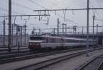 Am 21.5.1998 fhrt um 16.48 Uhr der EC 96 aus Chur in den Hauptbahnhof
Luxembourg ein. Zuglok ist die SNCF 15019.