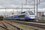 TGV 4726, durchfährt den Bahnhof Muttenz.