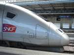 Die schnauze des TGV-POS (TK 4409) im Bahnhof Gare de l'Est (Paris). Aufgenommen am 11.07.07