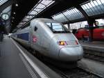 TGV 4413 kurz vor der Abfahrt aus Zrich Hbf. nach Paris 14.12.09