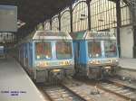 Zwei Triebzge, 522 und 490, SNCF am 11.05.2003 in Paris St.Lazare.