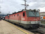 Zuglok des ÖBB 1144 Tandem's war 1144 033-8.