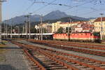 Die Ankunft des VSOE - Venice Simplon Orient Express (DRV/D 1377) von Paris Gare de l'Est station nach Venezia Santa Lucia am frühen Morgen.