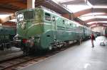 Eisenbahnmuseum Mulhouse/F.Die Franzsische Weltrekordlok BB-9004
Sie erreichte am 29.Mrz 1955 eine Geschwindigkeit von 331 km/h
Dahinter steht ebenfalls eine WR-Lok,die CC-7107.Mulhouse 16.08.05