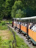 Unterwegs im von der Diesellok 3 der Waldeisenbahn Abreschviller (ACFA)gefhrten  Touristenzug von Grand Soldat (Soldatenthal) nach Abreschviller (Alberschweiler), kurz vor dem Abzweig Rommelstein,