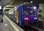 Voiture de banlieue à deux niveaux VB 2N, Wagen 7S, Transilien, Gare de Paris-Montparnasse.