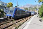 SNCF-Regionalverkehr Côte d'Azur (TER): Zwei elektrische Doppelstock-Triebzüge der Serie Z 23500 (Steuerwagen 231504 / 231545) treffen sich am 9. Februar im Bahnhof Menton.