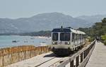 X 57051 und XR 9701 fahren als  Tramway de la Balagne  am 09.06.2014 bei Balagne-Orizentenuvo in Richtung Calvi