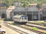 Wieder ein Blick von der Straenbrck auf das Bw in Bastia am 30.8.07.