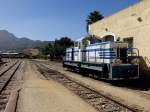 Im Bahnhof Calvi stehen am 19.09.2010 Diesellok M48T, Typ BB 650 und im Hintergrund Triebwagen Nr.