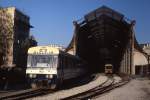 X 351/XR 351 der Chemins de fer de la Provence rangiert im März 1987 im alten Bahnhof von Nizza.