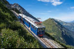 Tramway du Mont-Blanc am 26. August 2020<br>
Triebwagen Marie mit Vorstellwagen zwischen Nid d'Aigle und Mont Lachat auf Talfahrt.