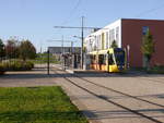 Der LGV-Bahnhof Gare de Champagne-Ardenne TGV ist der Endpunt der Linie B der 2011 eröffneten neuen Straßenbahn von Reims.