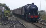 Der Hogwarts Express verkehrt im Sommer tglich zwischen Fort Williams und Mallaig am Sound of Sleat. Heute bespannt 62005 The Jacobite den gut gefllten Dampfzug, hier bei der Einfahrt in Mallaig. (08.08.2008)